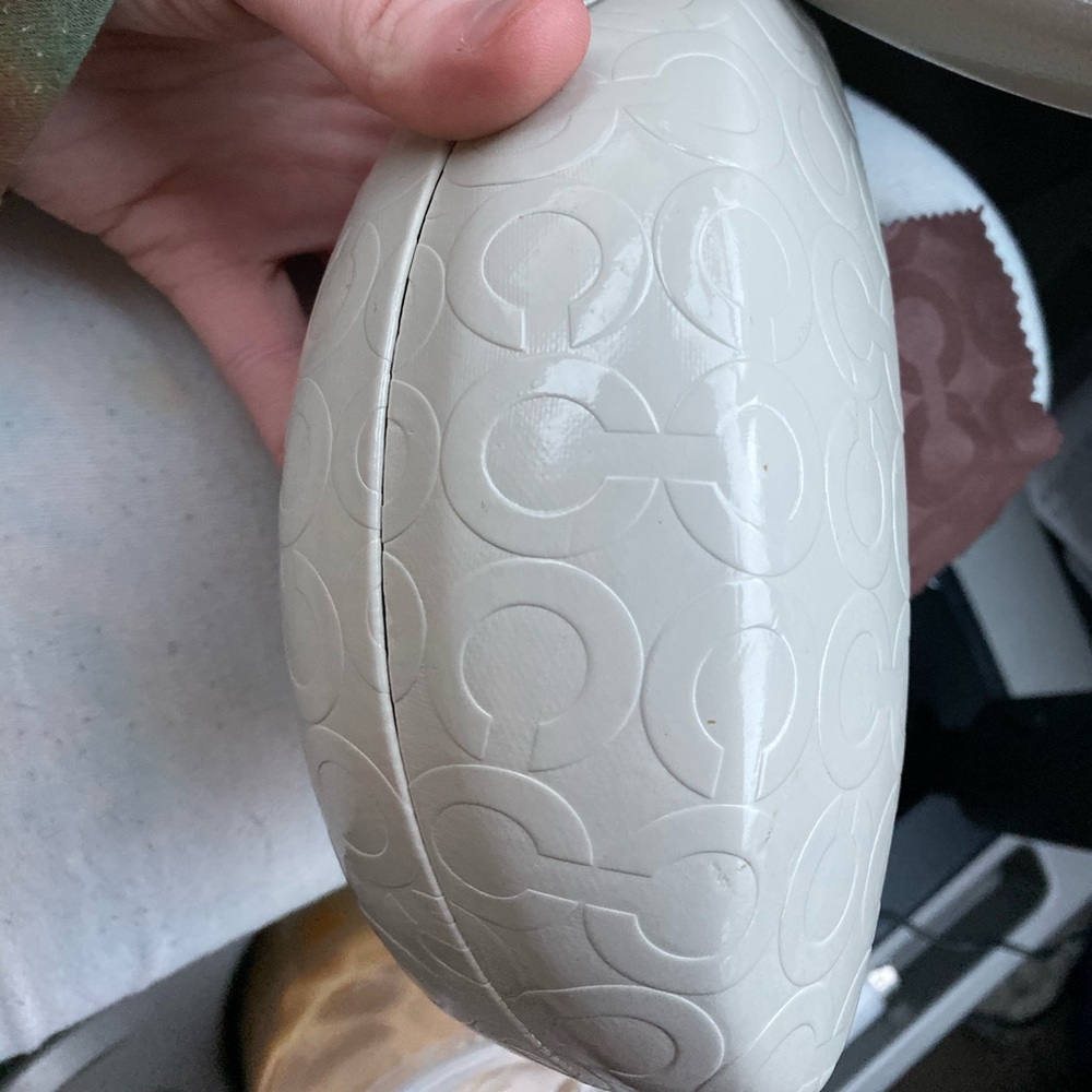 Coach sunglasses - Picture 2 of 6